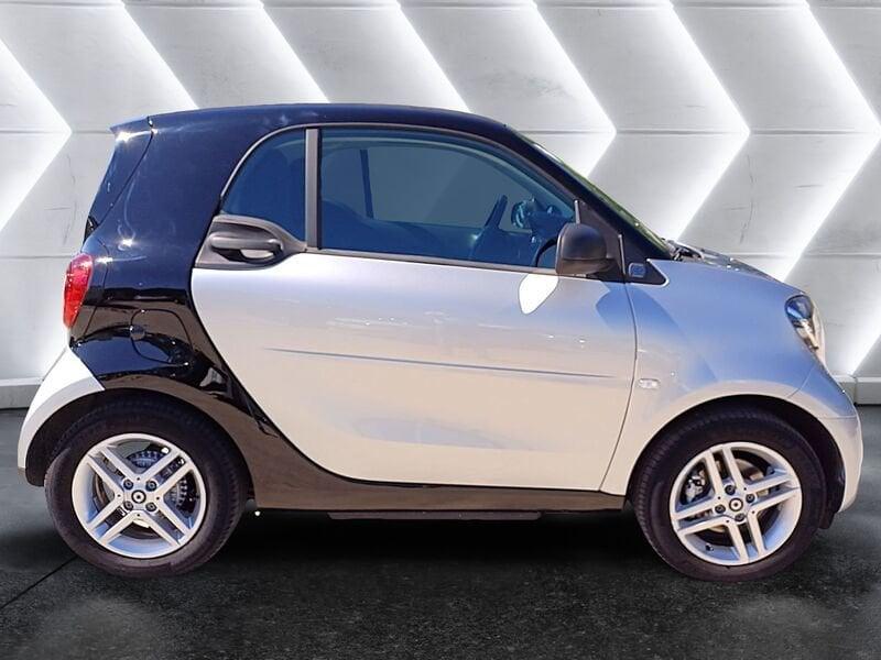 smart fortwo eq Pure 22kW
