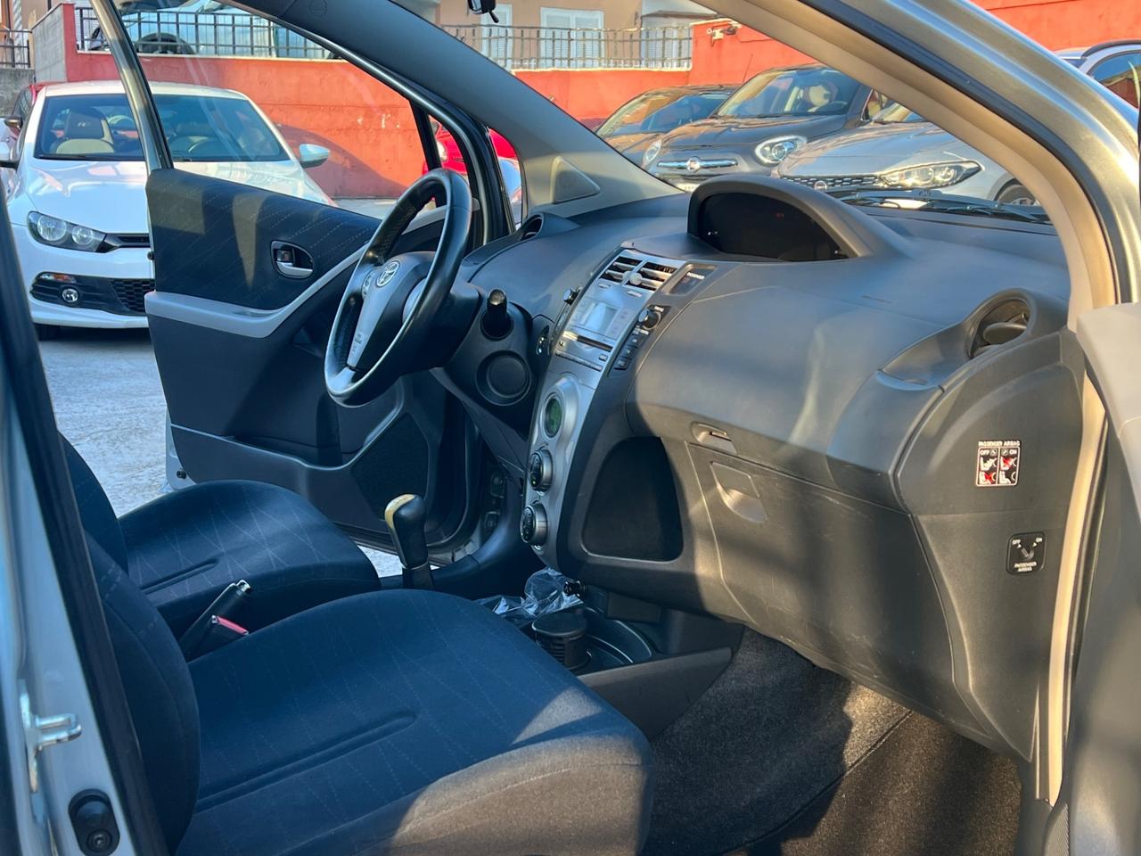 Toyota Yaris 1.3 3 porte Sol