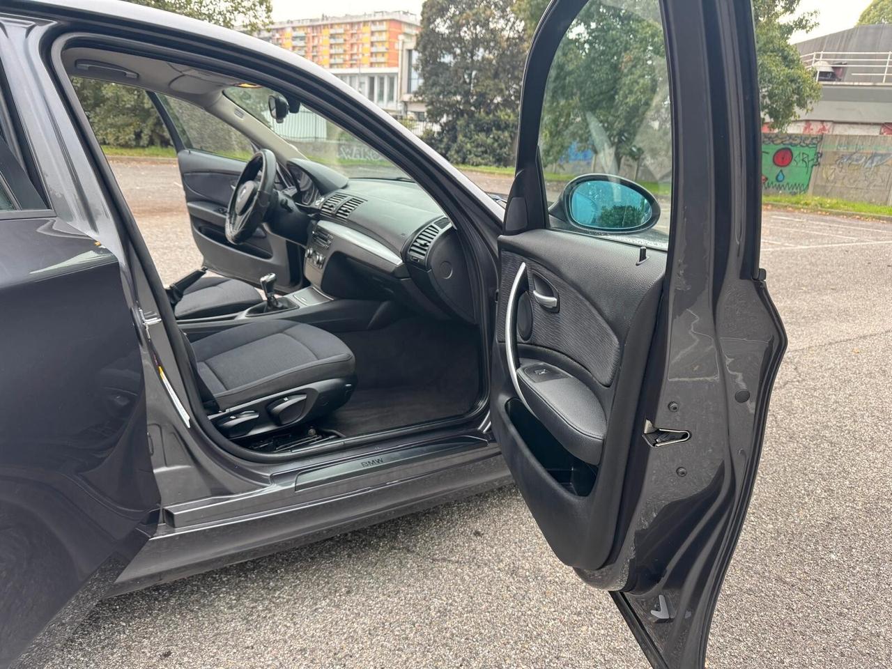 Bmw 116 116i cat 5 porte Futura