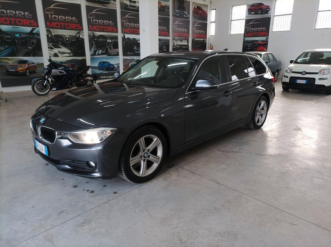 Bmw 318d Touring Luxury 143 CV - 2014