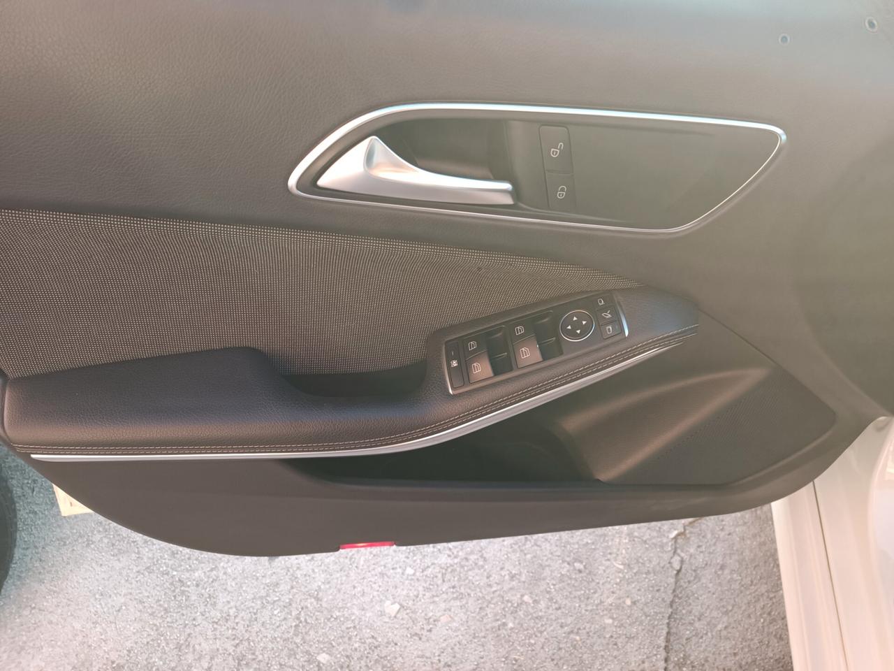 Mercedes-benz A 180 200 CDI Premium