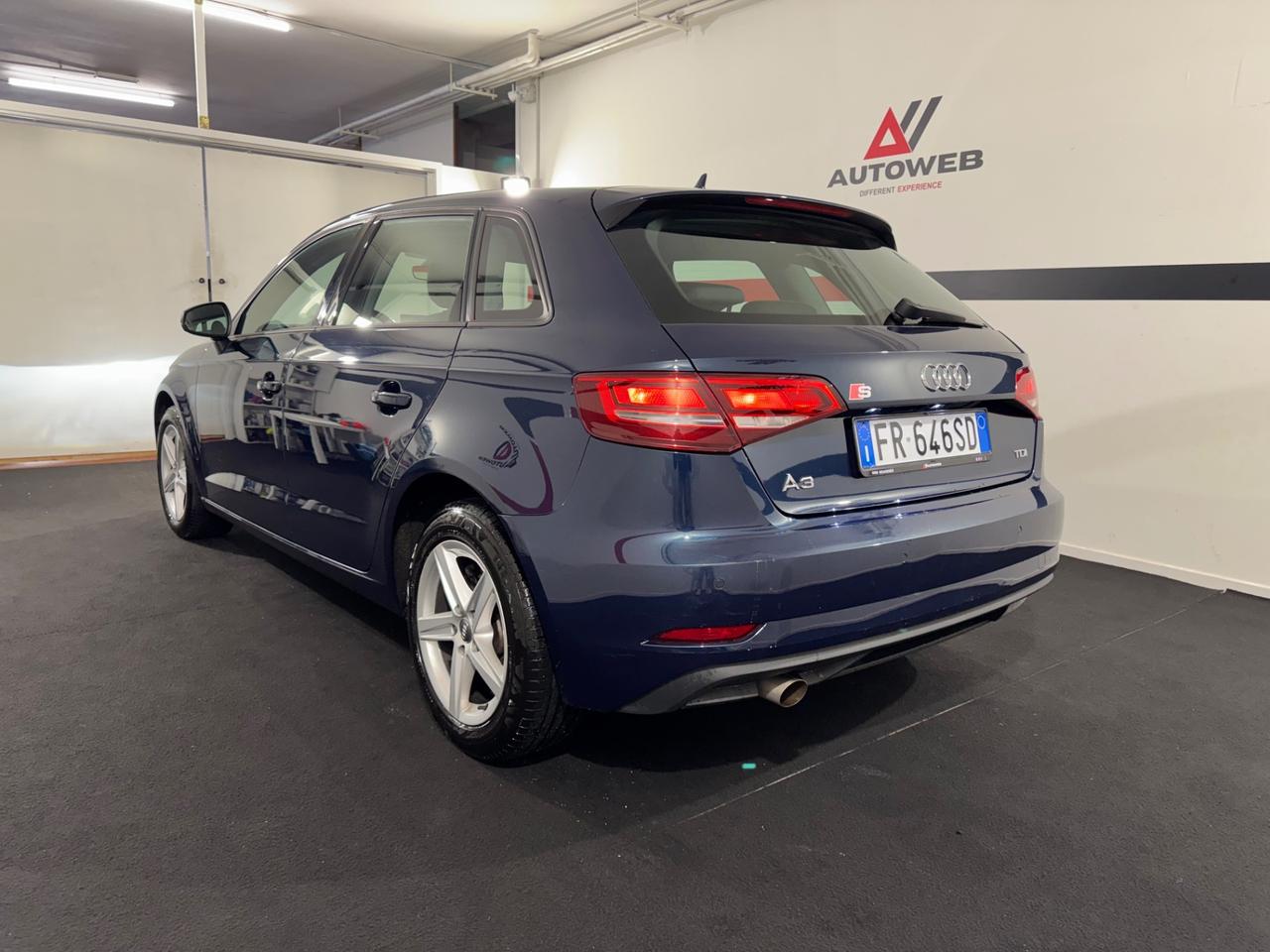 Audi A3 1.6 TDI 116 CV S tronic Sport