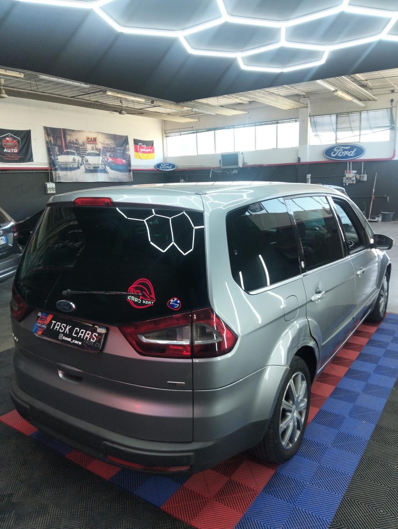 Ford S-Max 2.0 TDCi 140CV Titanium