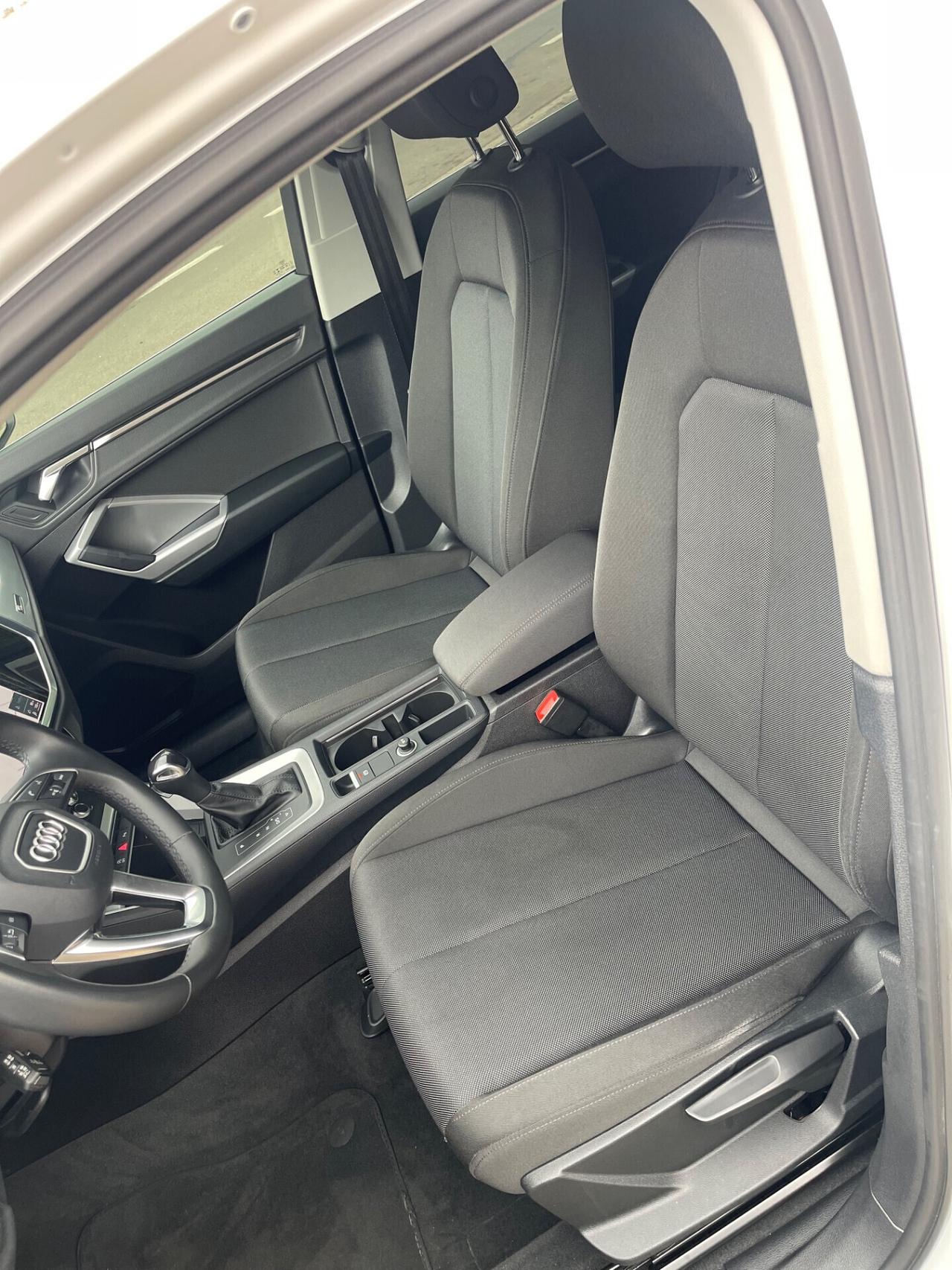 Audi Q3 SPB 35 TDI S tronic Business Plus