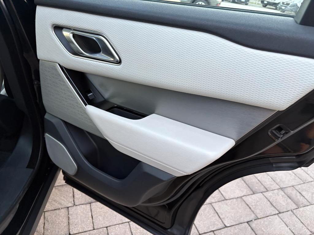 Land Rover Range Velar 2.0D I4 240 CV R-Dynamic SE