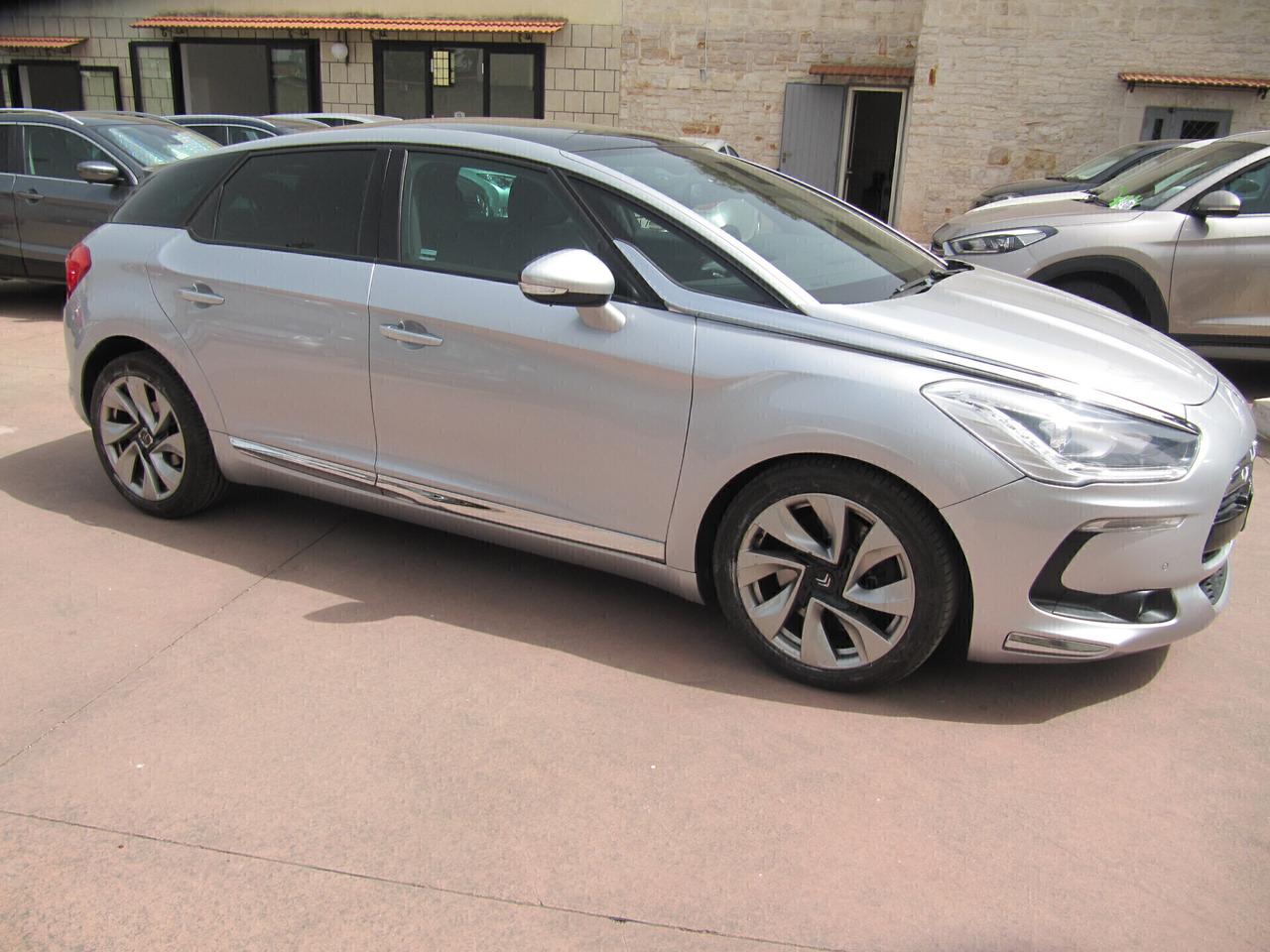 Ds DS5 DS 5 2.0 HDi 160 Pure Pearl - 2013