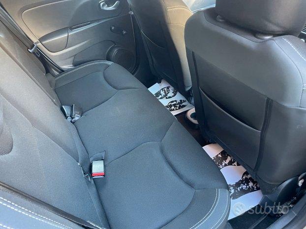 Renault Clio NEOPATENTATI - GPL