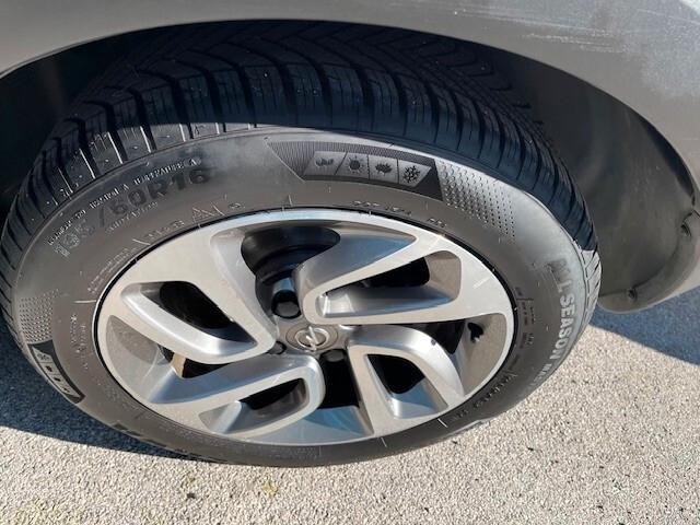 OPEL CROSSLAND X SOLI 61. 000 KM!