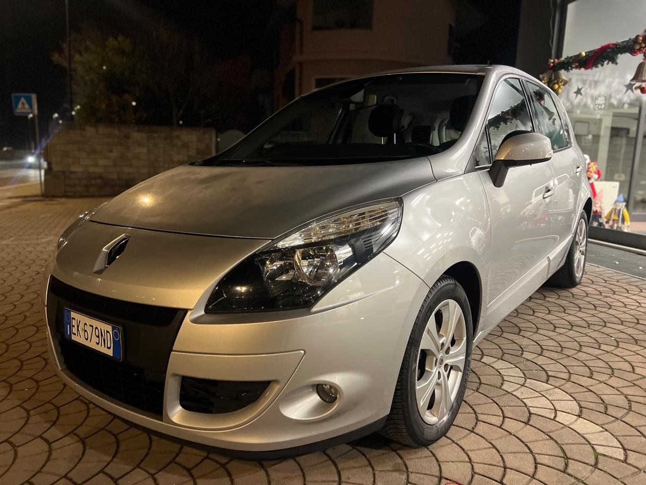 Renault Scenic Scénic 1.5 D - Garanzia 12 mesi