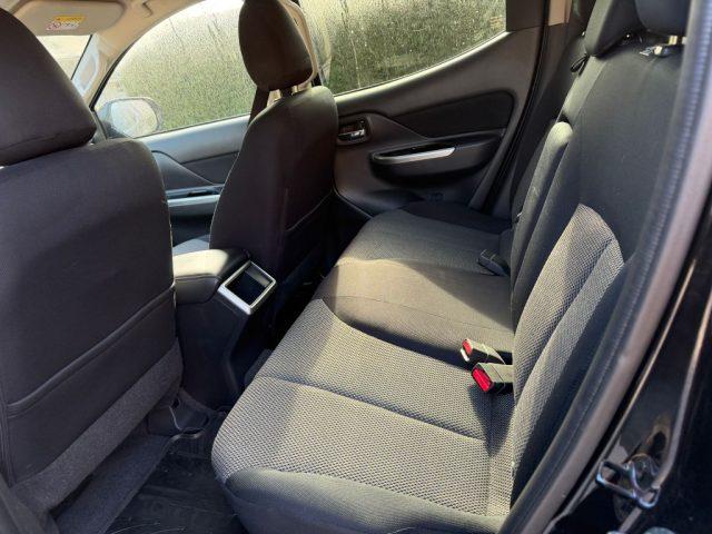 MITSUBISHI L200 2.3 D Club Cab 4x4 Super Select Intense