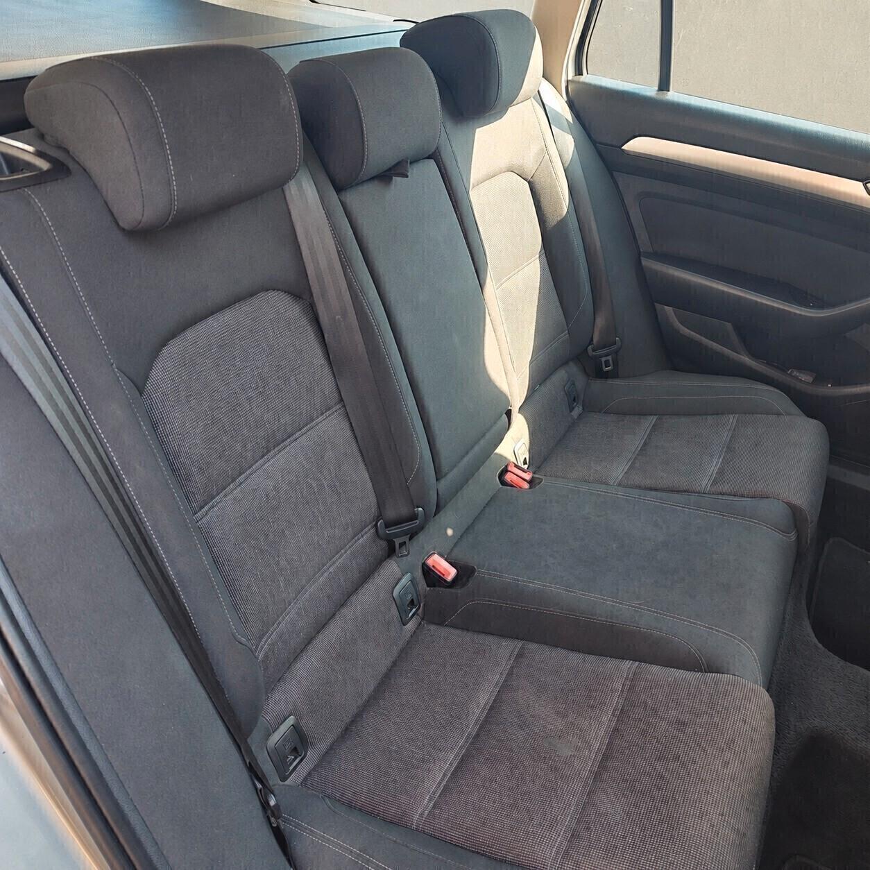 Volkswagen Passat Variant 2.0 TDI 150 CV DSG