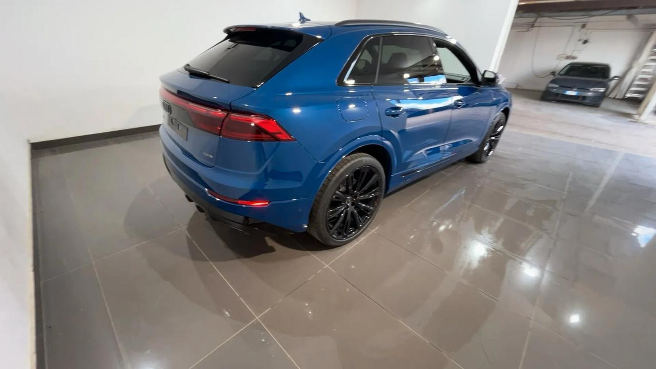 Audi Q8 3.0 tdi mhev S line quattro286cv auto