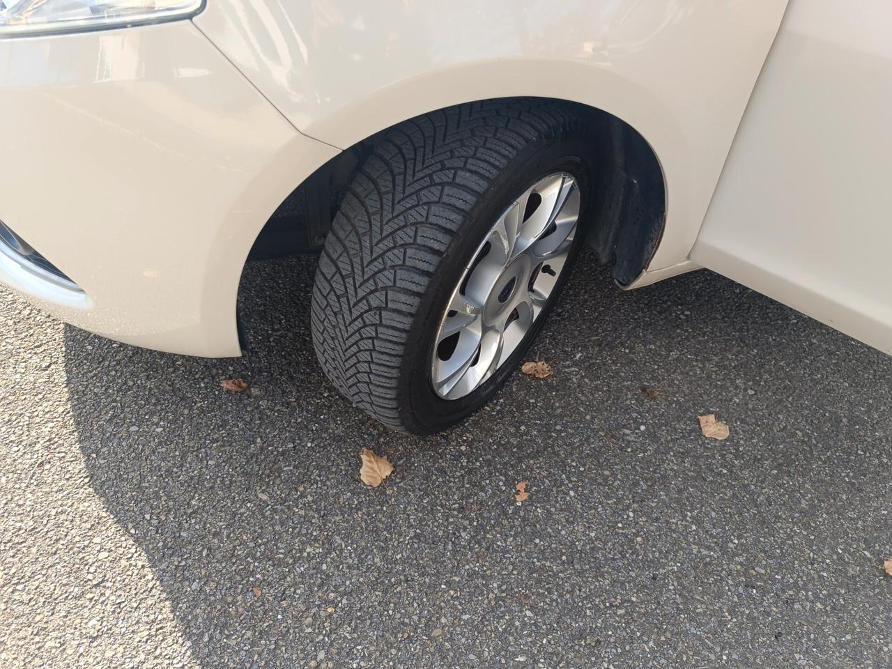 Lancia Ypsilon 1.2 NAVIGATORE SOLO 73.000 KM