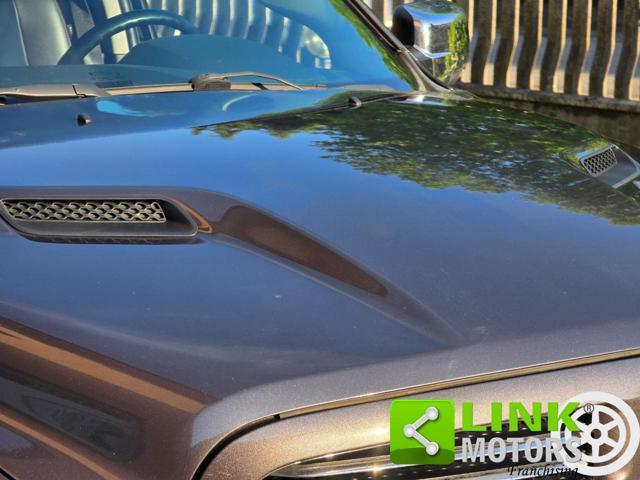 DODGE RAM 1500 5.7 HEMI V8 395 CV Automatic Gancio Traino
