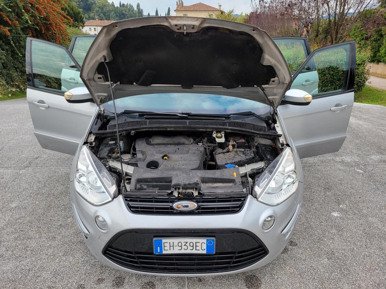 Ford S-Max 2.0 TDCi 163CV Titanium 5 posti