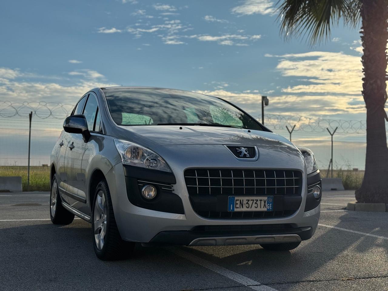 Peugeot 3008 1.6 HDI 115CV ALLURE 12 MESI DI GARANZIA 2012