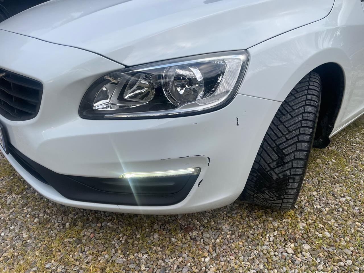 Volvo V60 2.0 Diesel - Automatico - Neopatentati