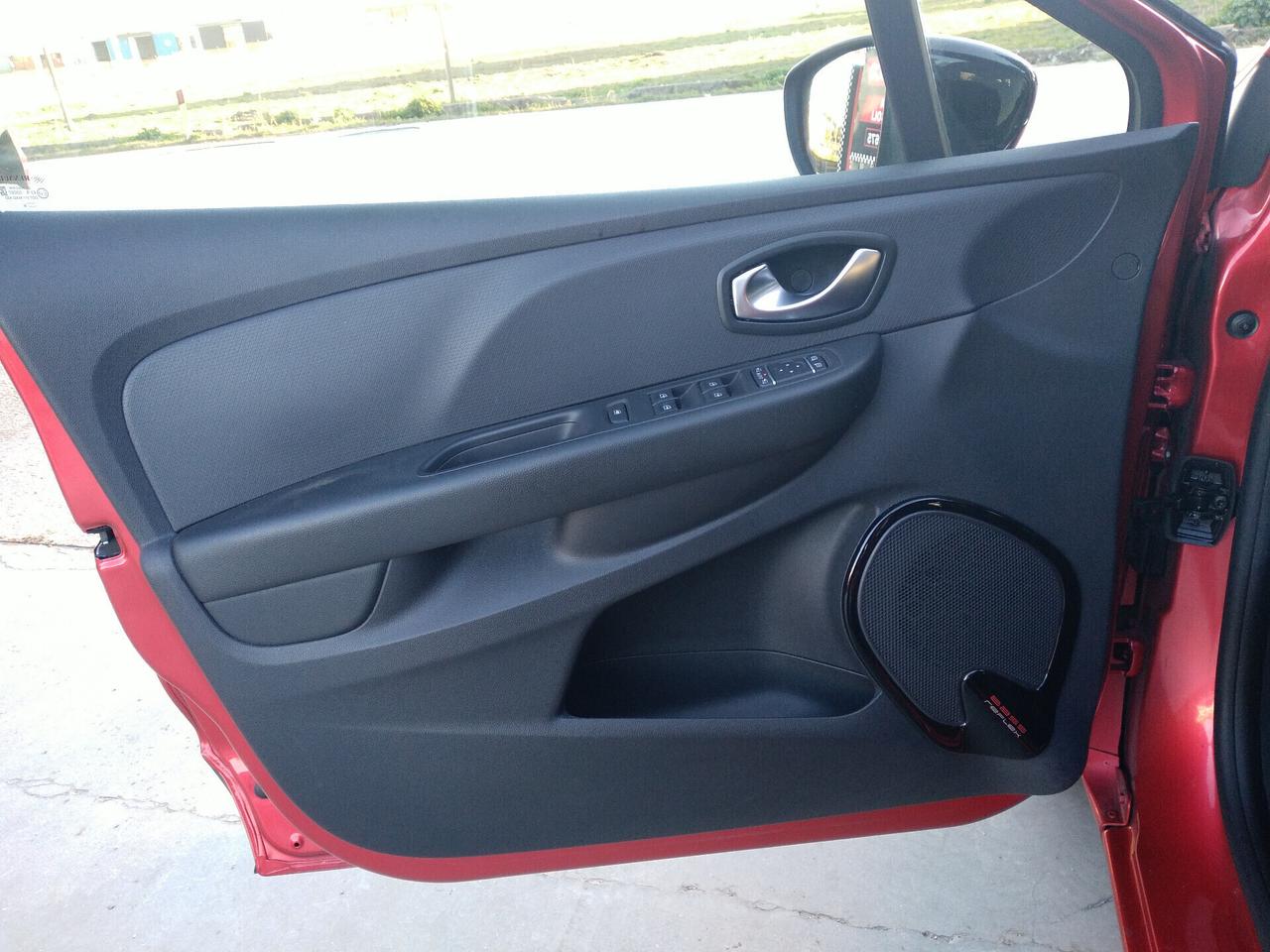 Renault Clio Sporter dCi 8V 90 CV Moschino Life