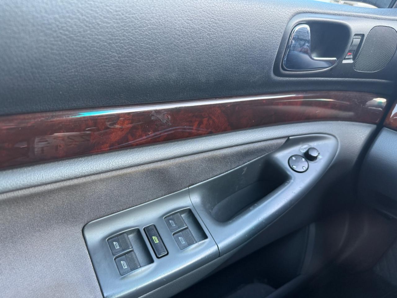 Audi A4 1.8 20V cat Advance