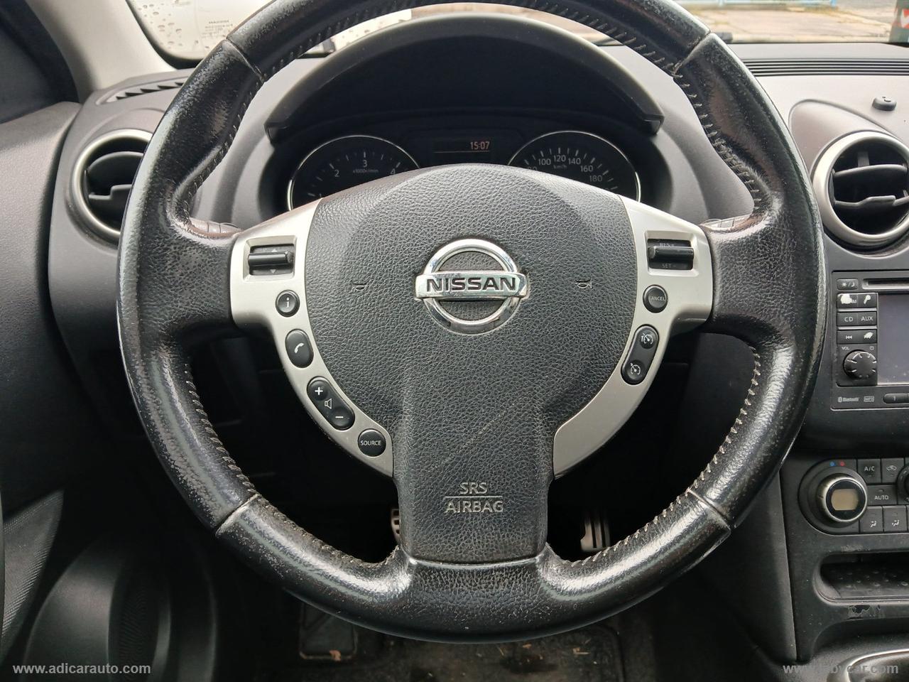 NISSAN Qashqai 2.0 dCi DPF Tekna