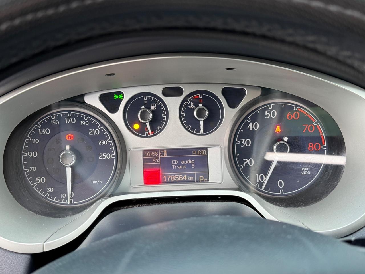 Lancia Delta 1.4 T-Jet 150 CV Argento