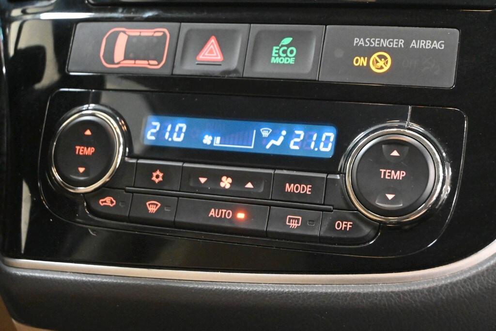 MITSUBISHI Outlander 3ª serie Outlander 2.2 DI...