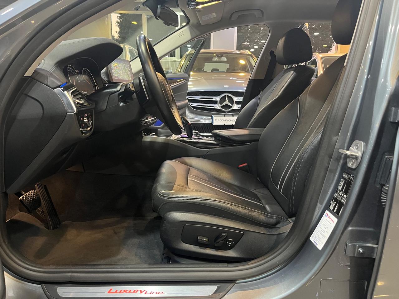 Bmw 520 BMW 520 G31 2017 Touring 520d Touring Luxury