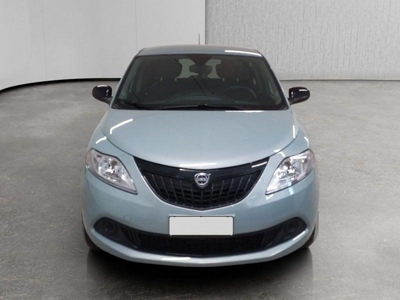 Lancia Ypsilon 1.0 firefly hybrid Silver Plus s&s 70cv