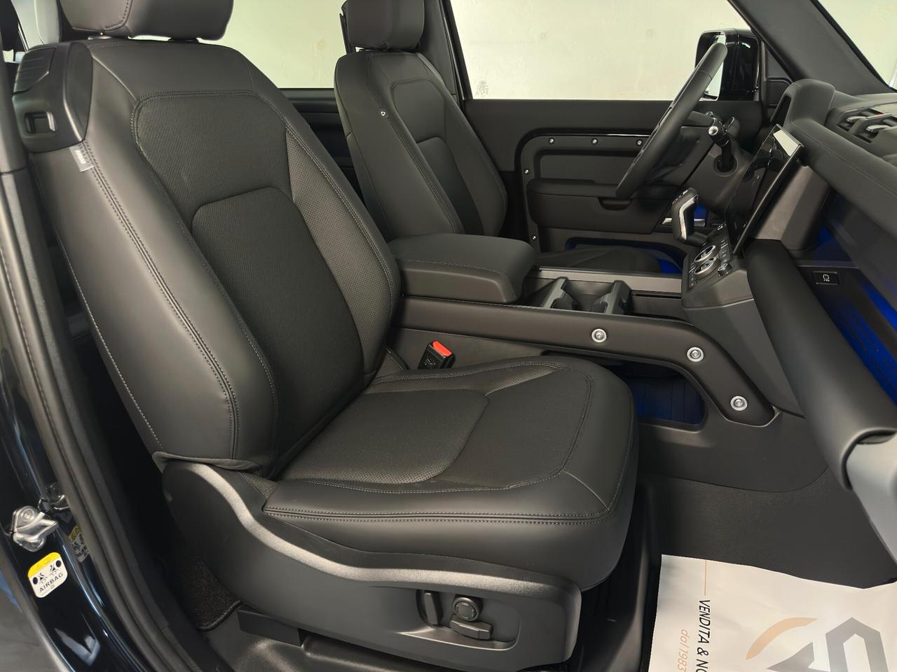Land Rover Defender 90 3.0D I6 200 CV AWD Auto X-Dynamic SE