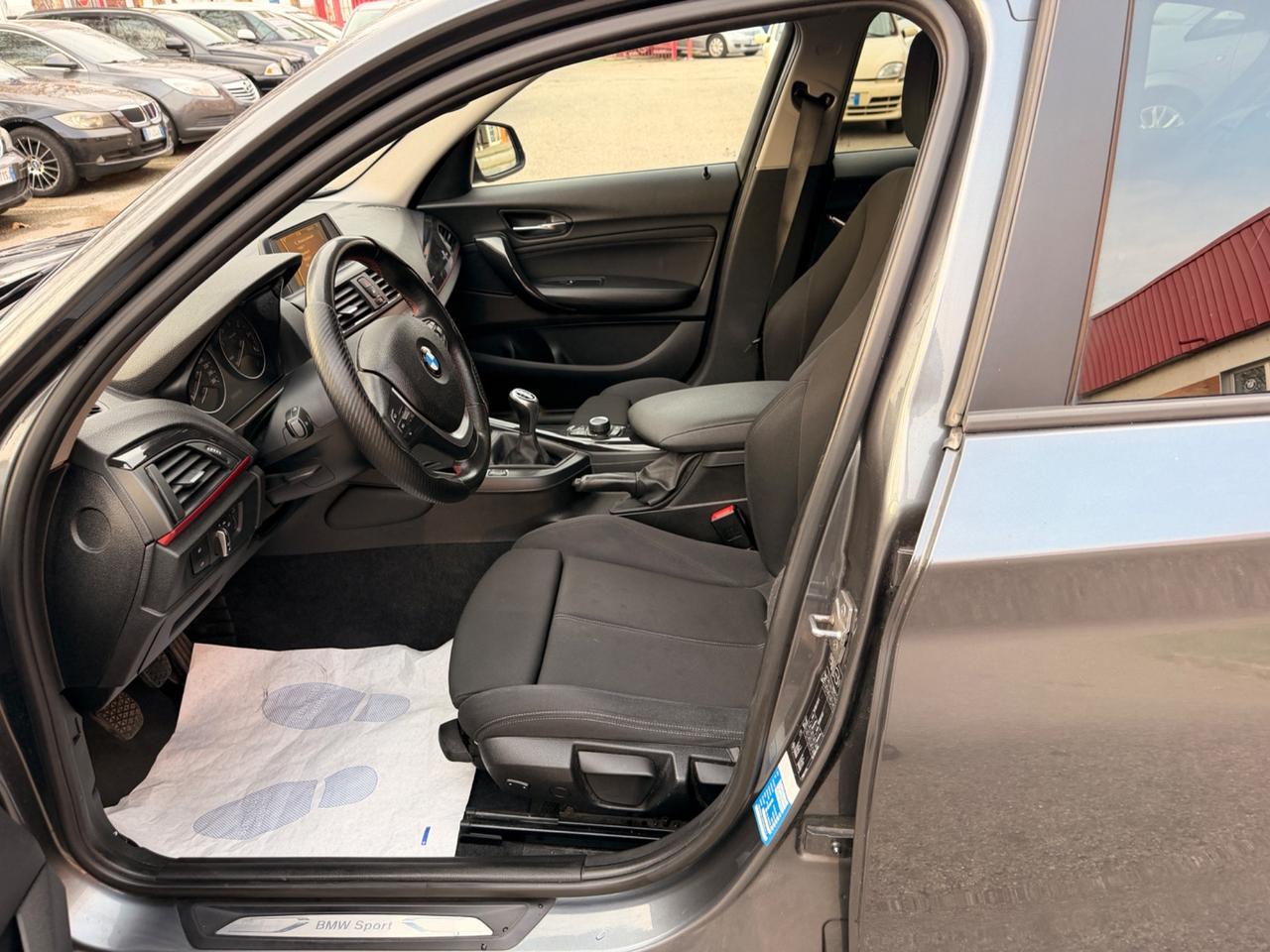 Bmw 118 118d 5p. Msport