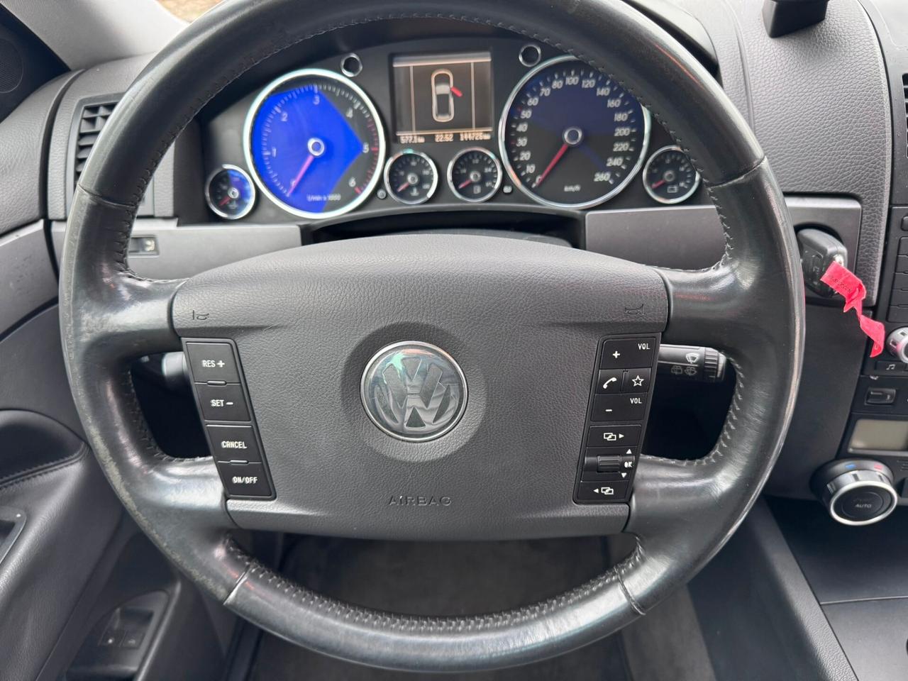 Volkswagen Touareg 3.0 V6 TDI DPF tiptronic