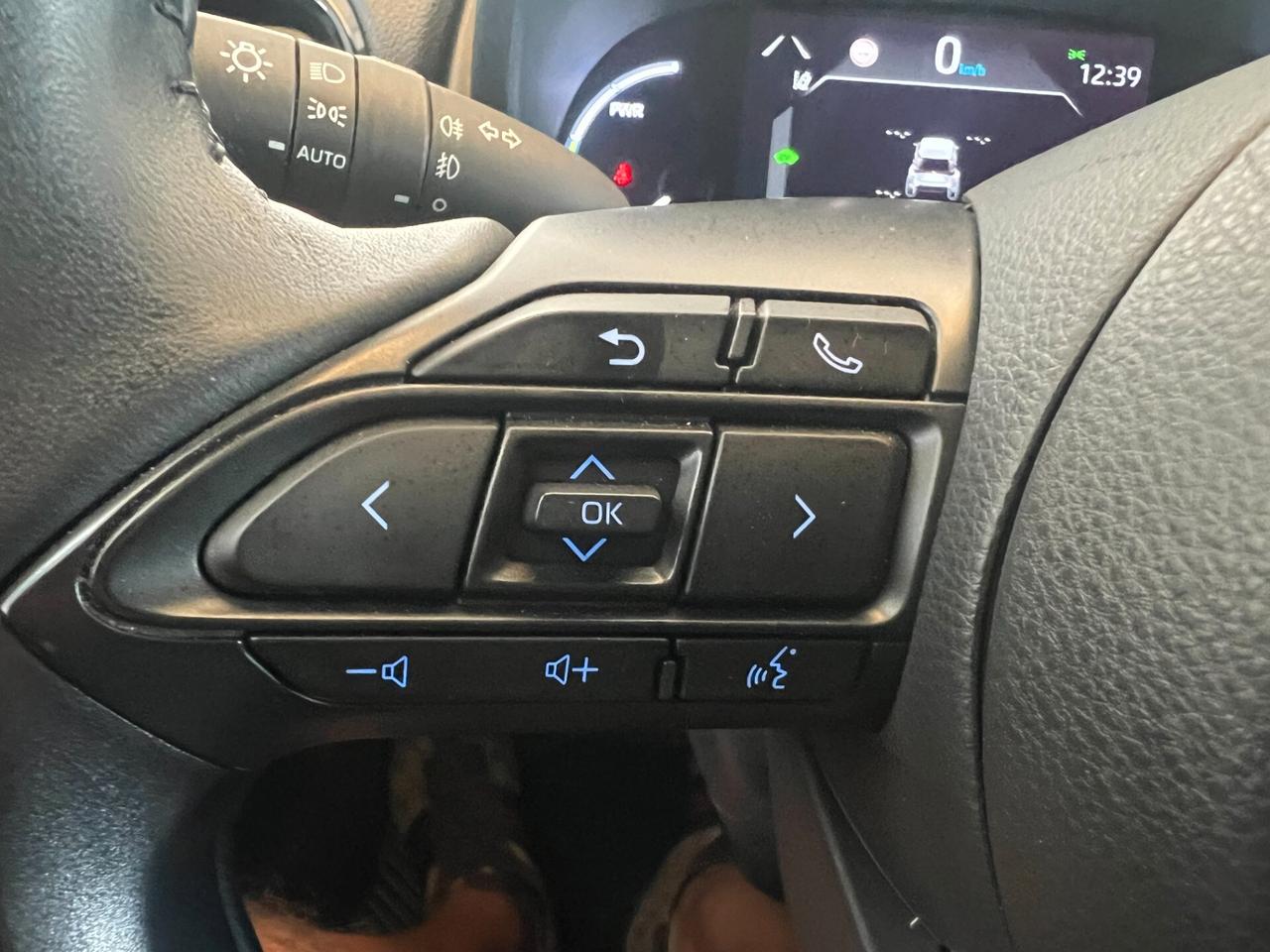 Toyota Yaris Cross 1.5 Hybrid 5p. E-CVT Trend unico proprietario prezzo reale senza finanziamento