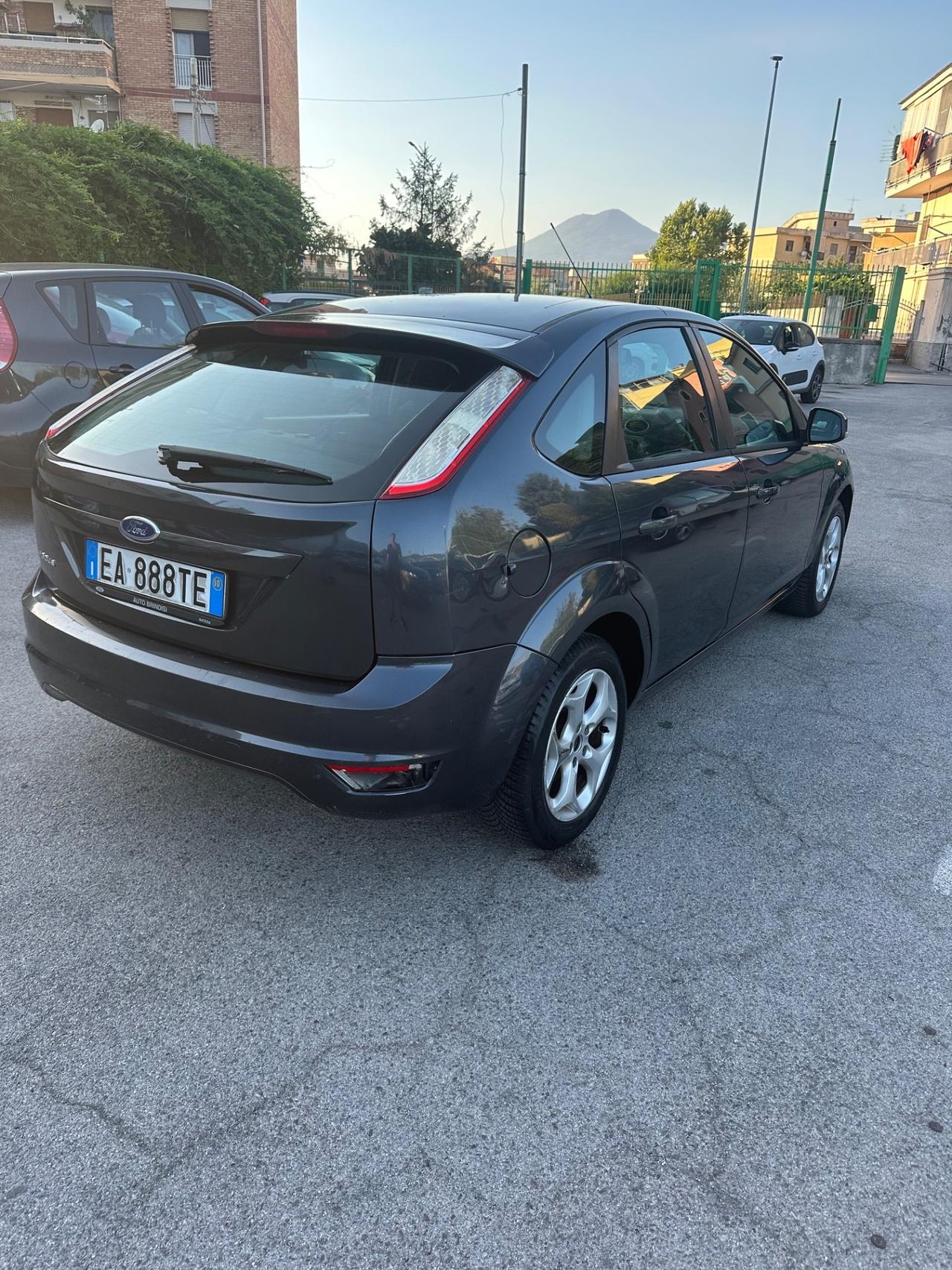 Ford Focus 1.6 (115CV) 5p. Bz.- GPL Titanium