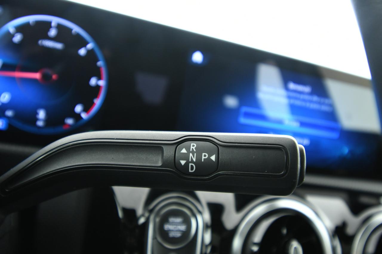 Mercedes-Benz A 200 d Premium auto CAMERA+TETTO PANO+LED