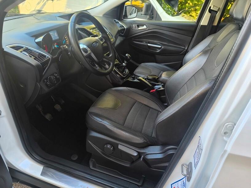 Ford Kuga 2.0 2WD 140 CV TITANIUM