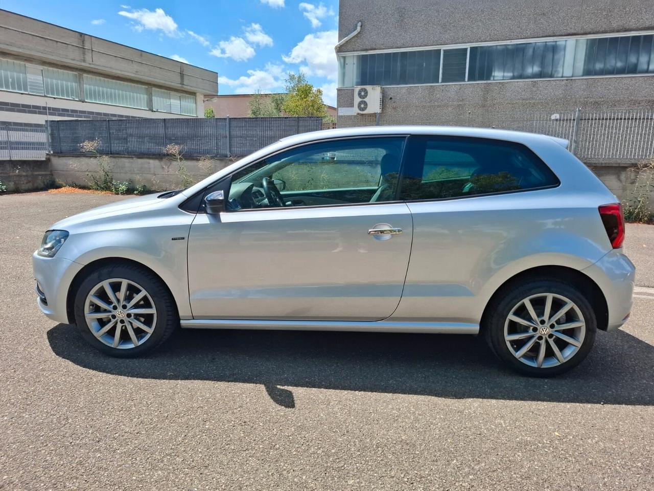 Volkswagen Polo 1.0 3 porte 2015 SOLO 129.000 KM