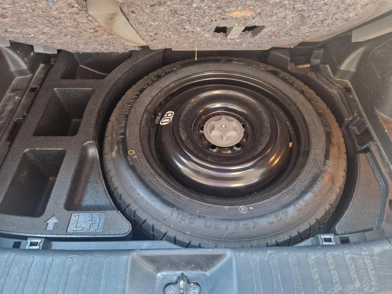 Nissan Juke 1.6 DIG-T 190cv MCVT 4WD Tekna