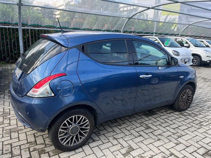 Lancia Ypsilon Ypsilon 1.0 FireFly 5 porte S&S Hybrid Gold
