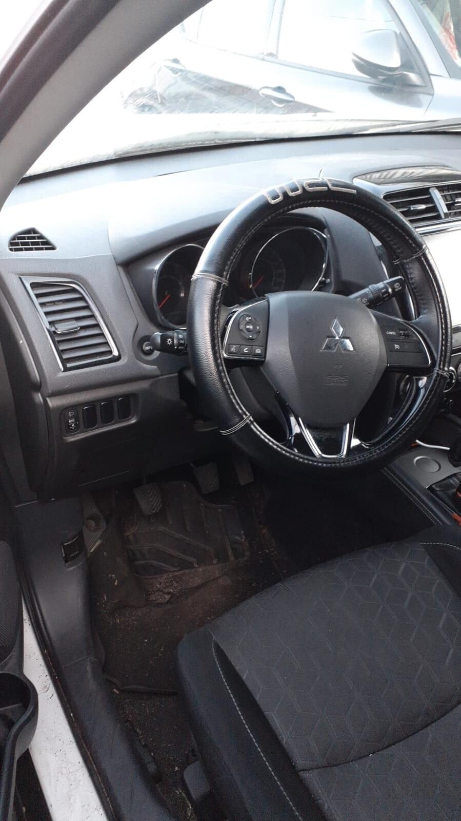 Mitsubishi ASX INVITE 2 WD GPL