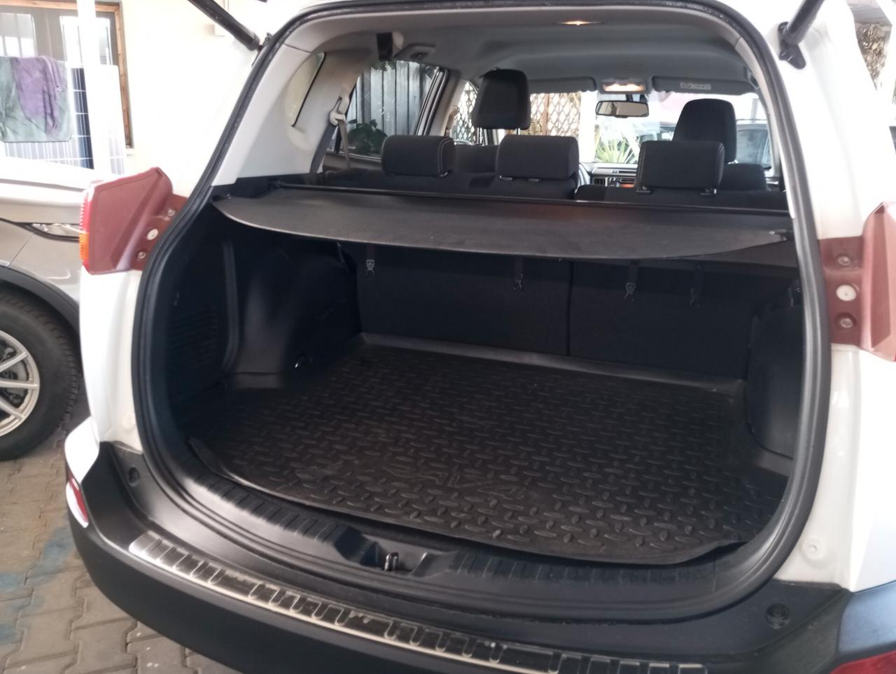 Toyota RAV 4 RAV4 2.0 D-4D 2WD Active