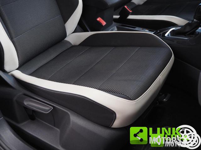 VOLKSWAGEN T-Roc 2.0 TDI Advanced DSG 150cv