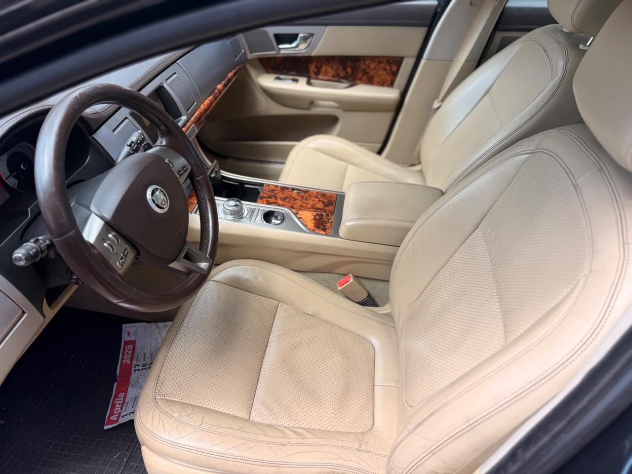 Jaguar XF 2.7 D 200 CV Premium Luxury