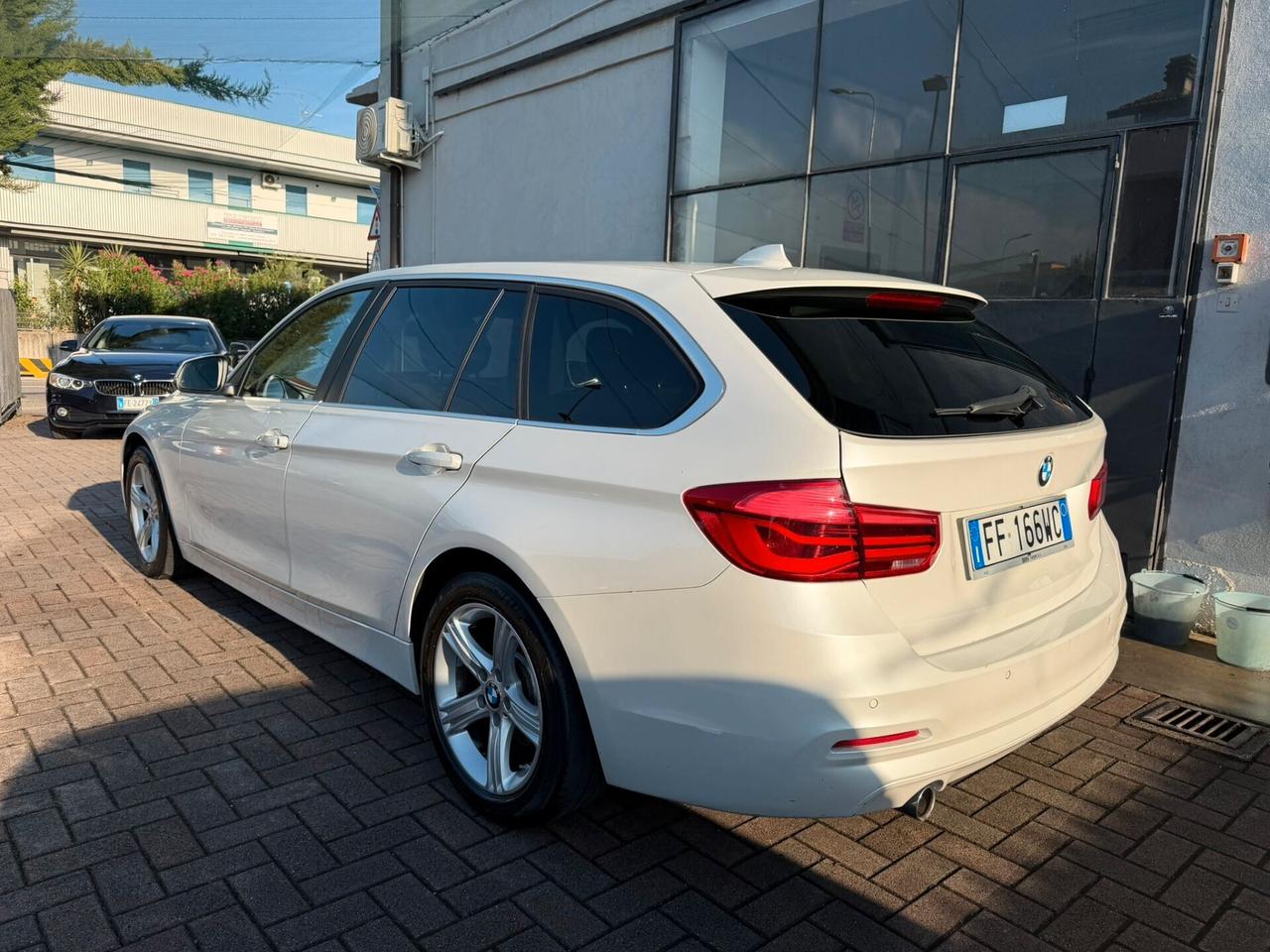 Bmw 318 318d xDrive Touring Sport