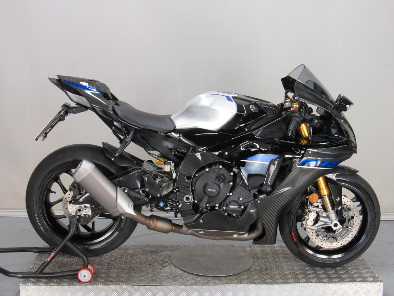 Yamaha YZF-R1M M
