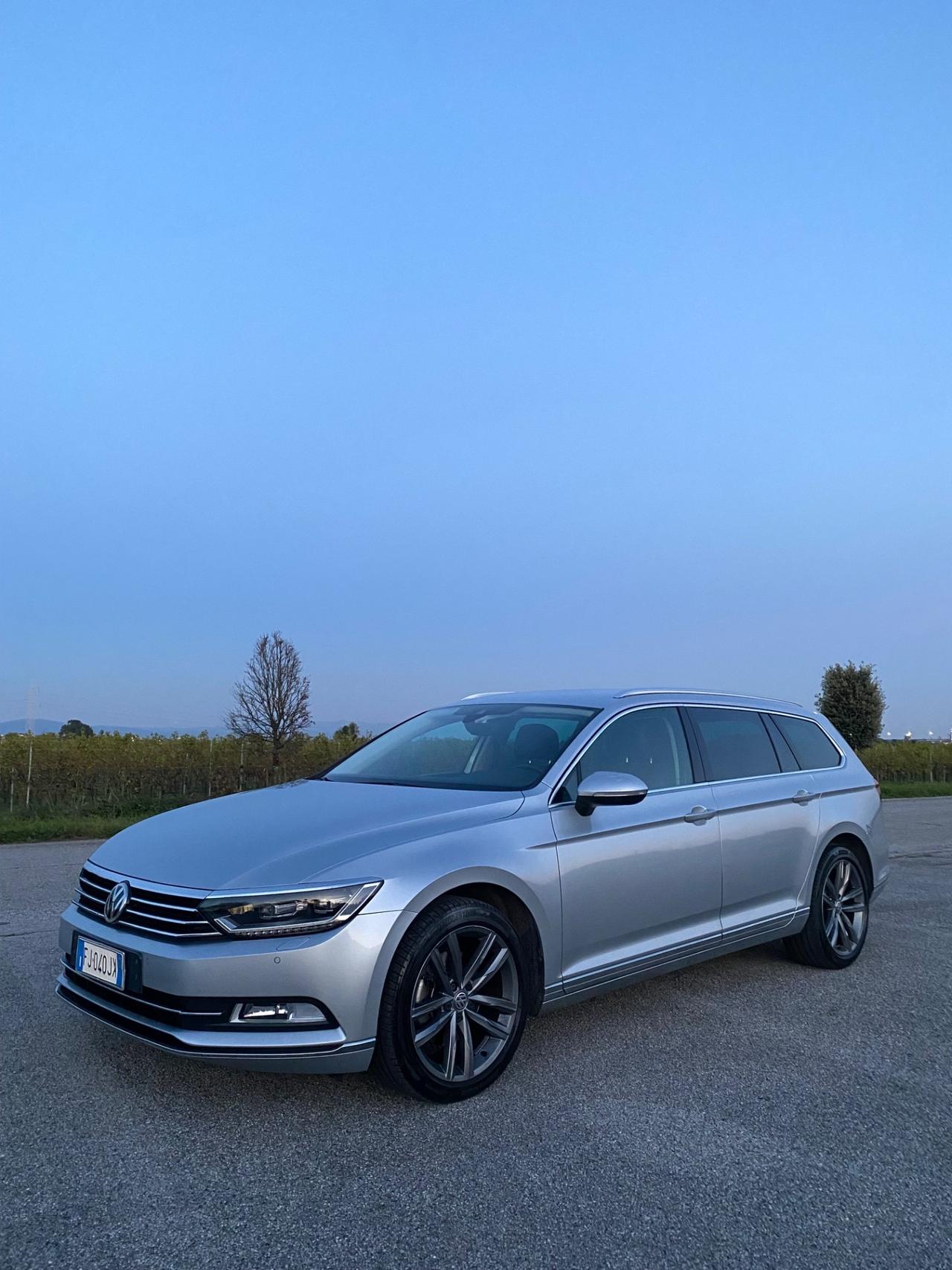 Volkswagen Passat Variant 2.0 TDI DSG Highline BlueMotion Technology