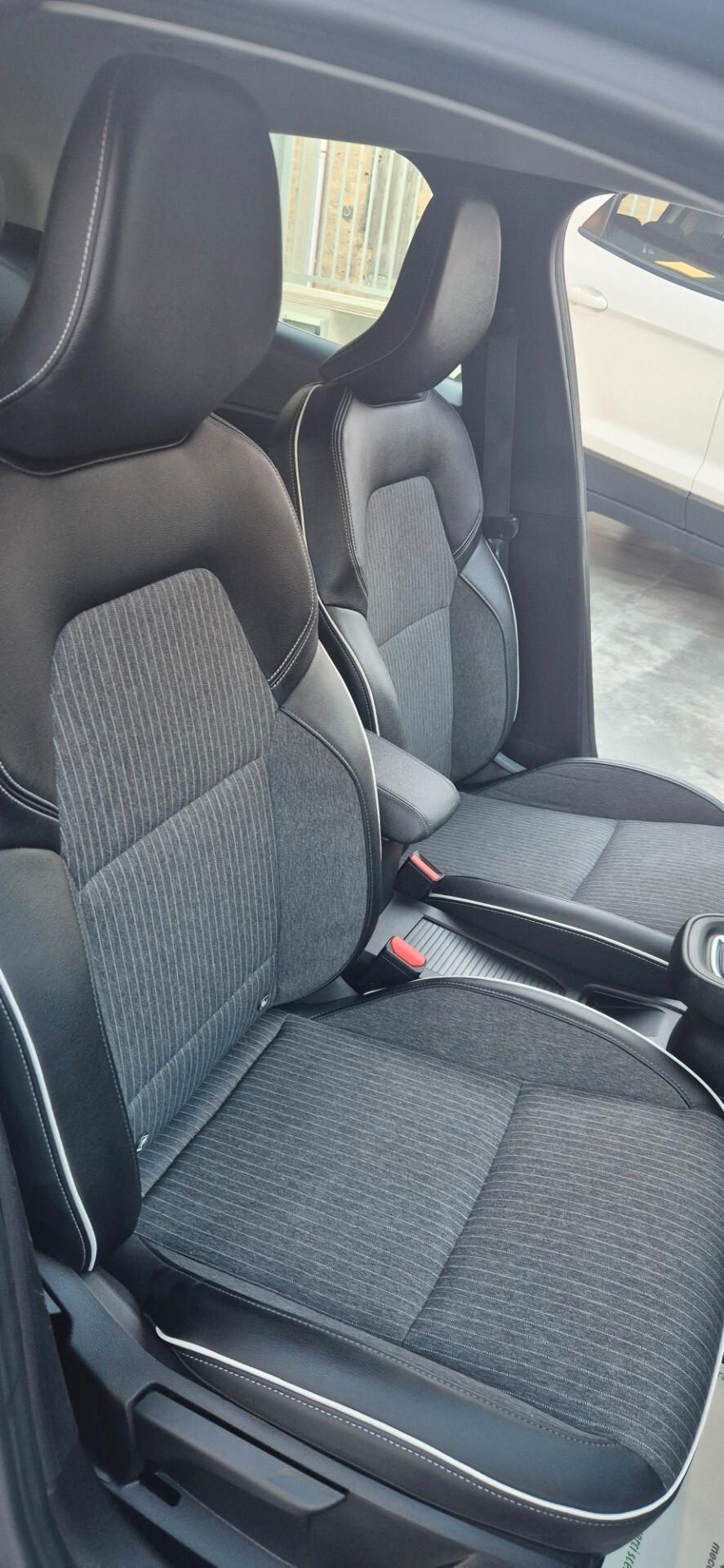 Renault Clio Blue dCi 85 CV 5 porte Intens