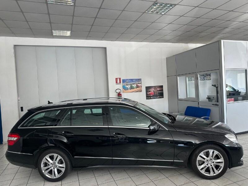 MERCEDES Classe E (W/S212) E 250 CDI S.W. Blu...