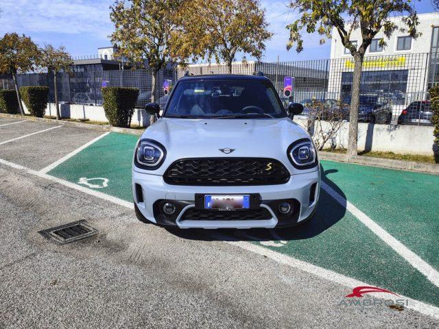 MINI Countryman Cooper SE Premium Mid Package Untamed Edition