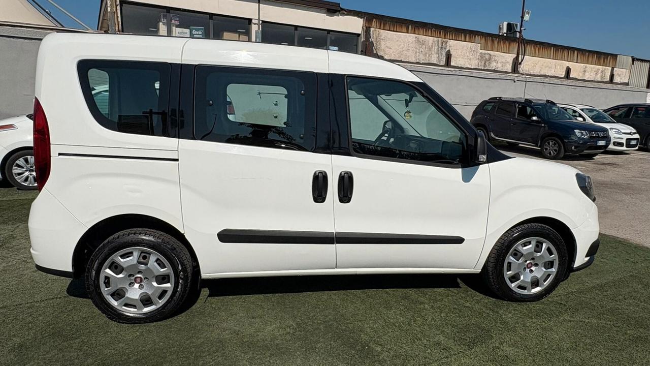 Fiat Doblo 1.6 MULTIJET 263 | DIESEL 46346020 CC 1598 CV 120 KW 88 VAN,