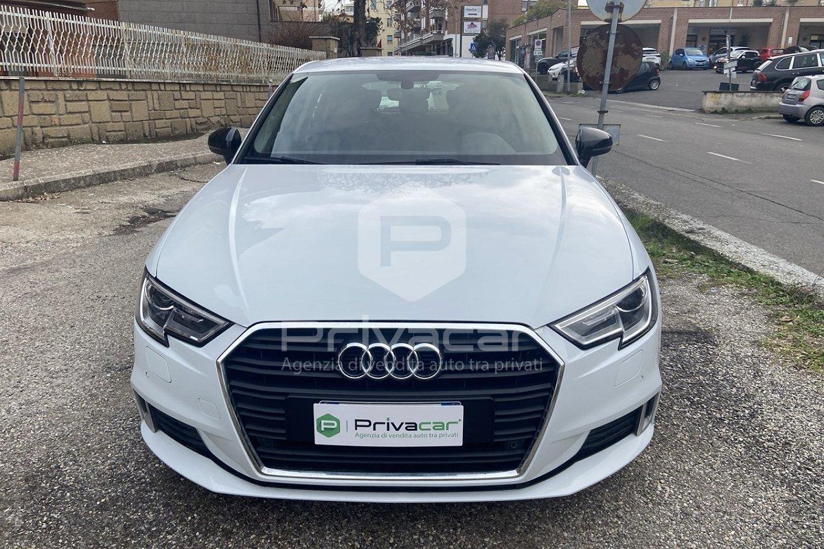 AUDI A3 SPB 1.6 TDI 116 CV Design